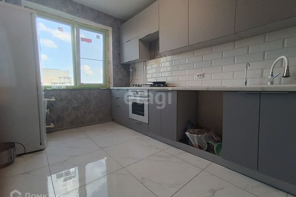 Продаётся 4-комнатная квартира, 71.2 м²
