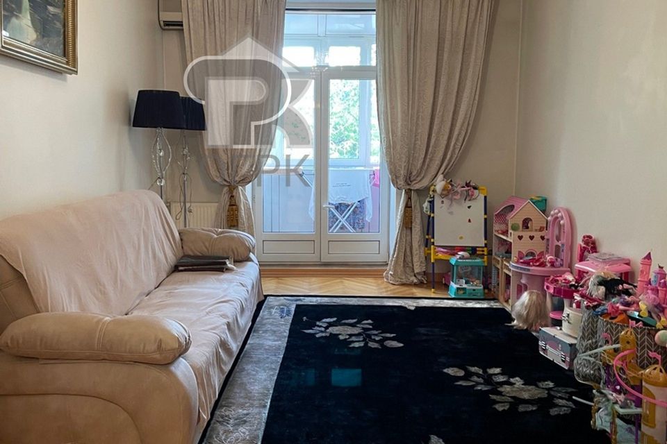 Продаётся 3-комнатная квартира, 95.6 м²