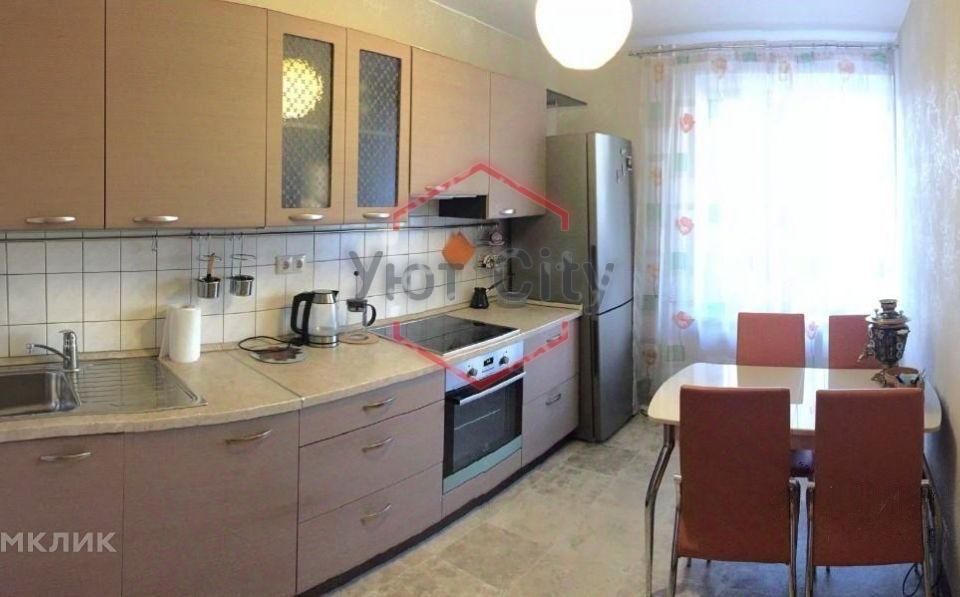 Сдаётся 1-комнатная квартира, 38 м²