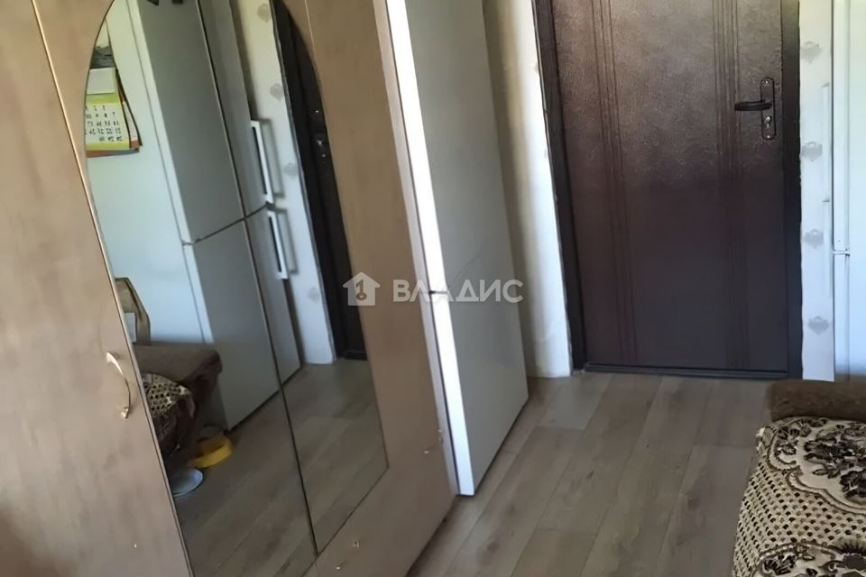 Продаётся комната в 5-комн. квартире, 83 м²