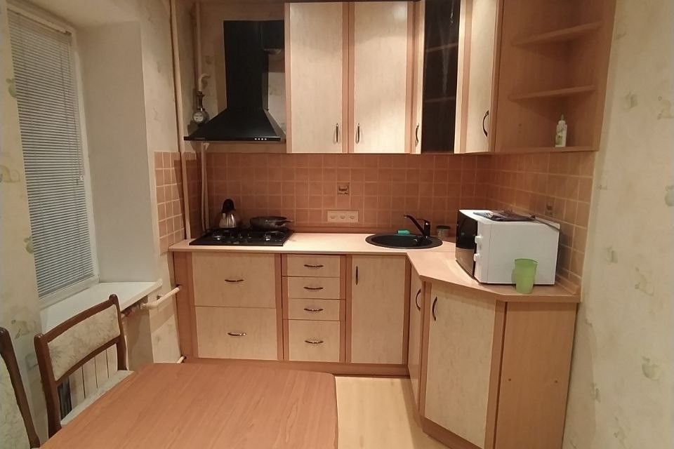 Сдаётся 1-комнатная квартира, 32 м²