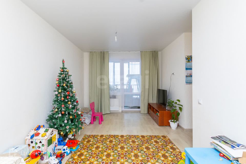 Продаётся 1-комнатная квартира, 41.9 м²