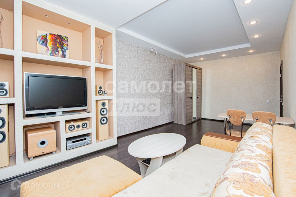 Продаётся 2-комнатная квартира, 55.5 м²