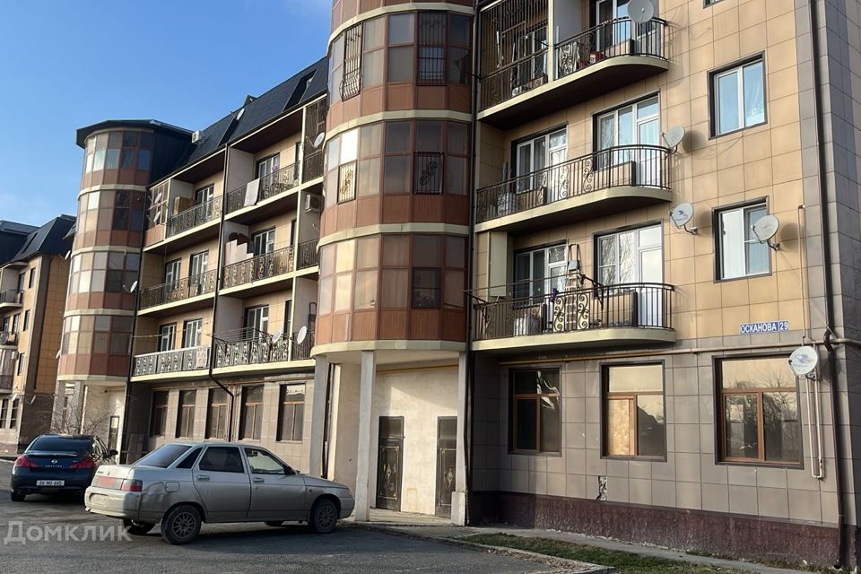 Продаётся 4-комнатная квартира, 146.5 м²