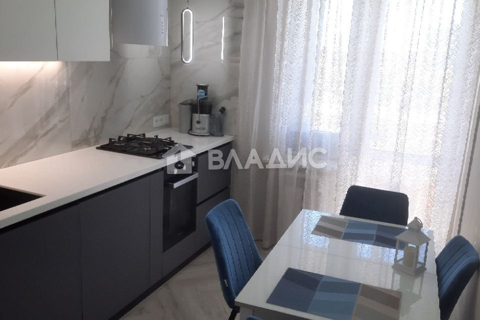 Продаётся 2-комнатная квартира, 55.4 м²