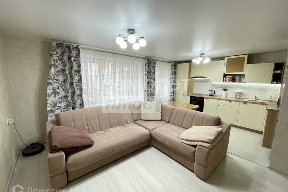 Продаётся 3-комнатная квартира, 60.2 м²