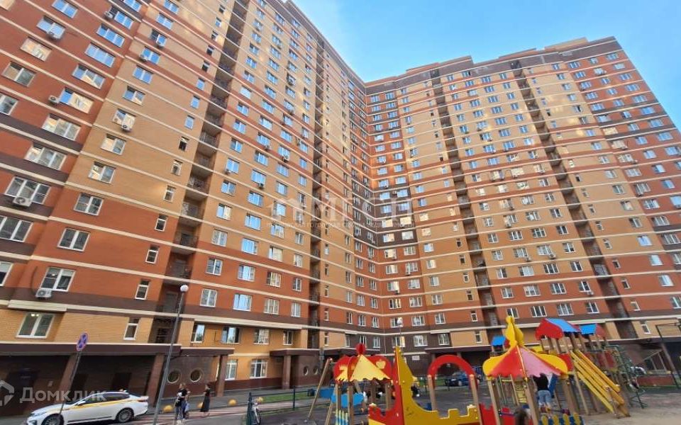 Продаётся 3-комнатная квартира, 112 м²