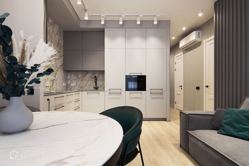 Продаётся 2-комнатная квартира, 65.5 м²