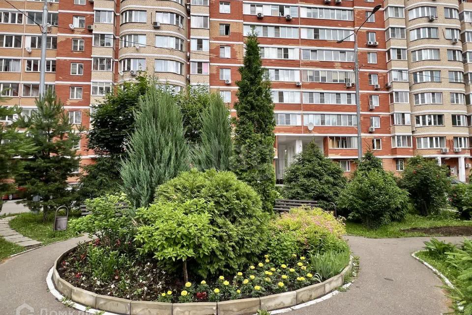 Продаётся 3-комнатная квартира, 108.4 м²