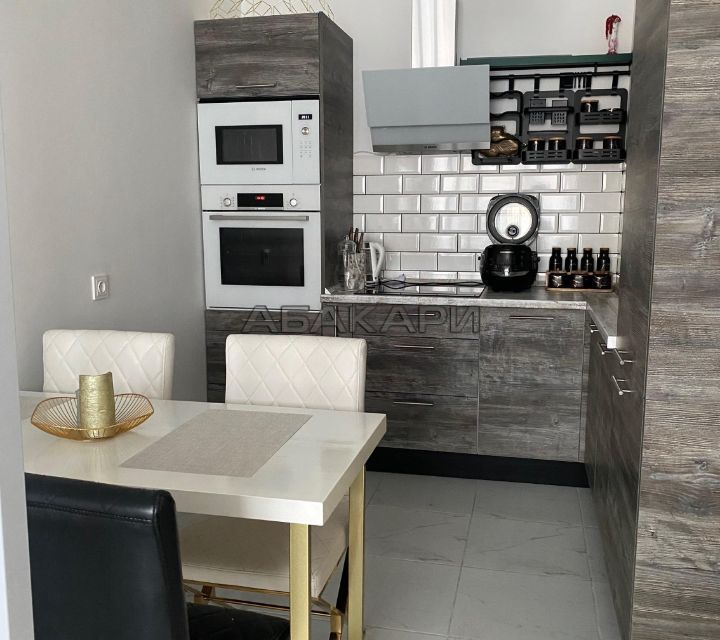 Сдаётся 1-комнатная квартира, 45 м²