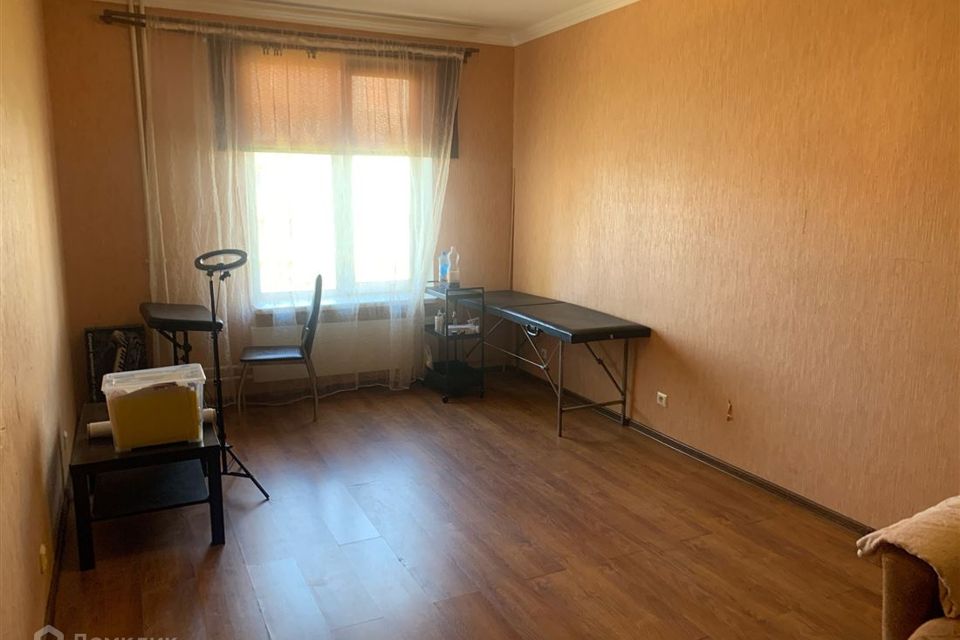 Продаётся 1-комнатная квартира, 38.8 м²