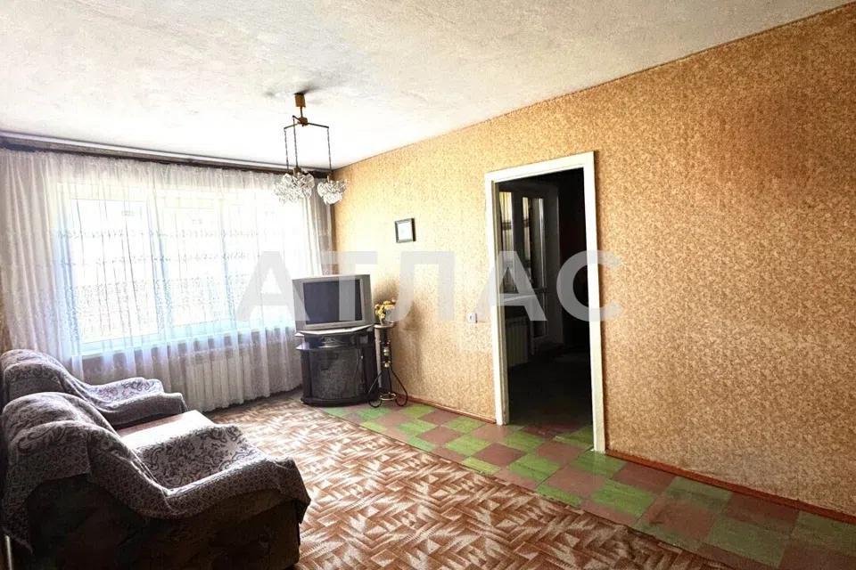 Продаётся 2-комнатная квартира, 55.6 м²