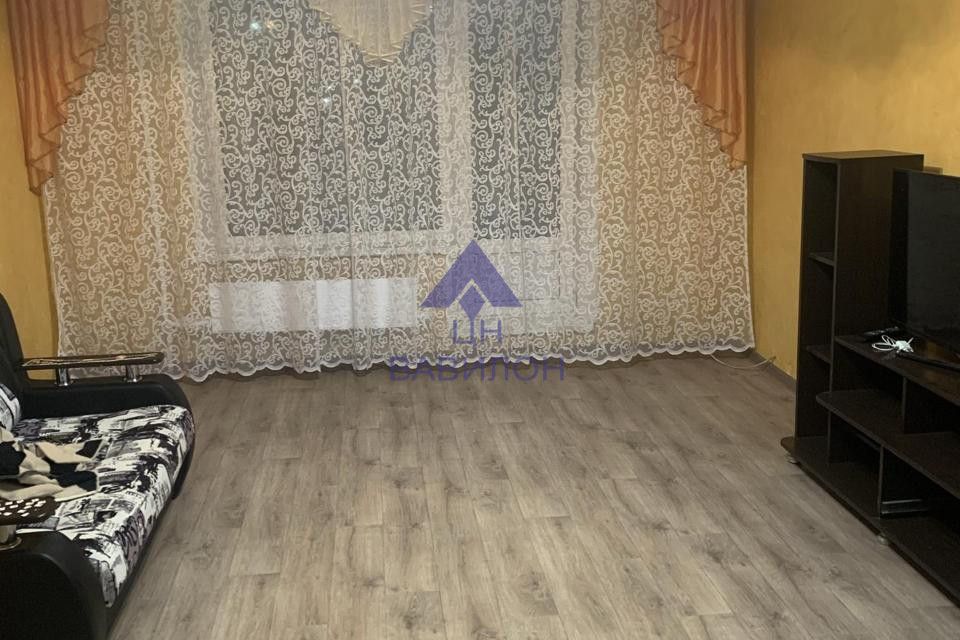 Продаётся 1-комнатная квартира, 37 м²