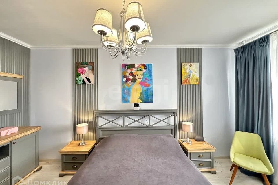 Продаётся 2-комнатная квартира, 76.4 м²
