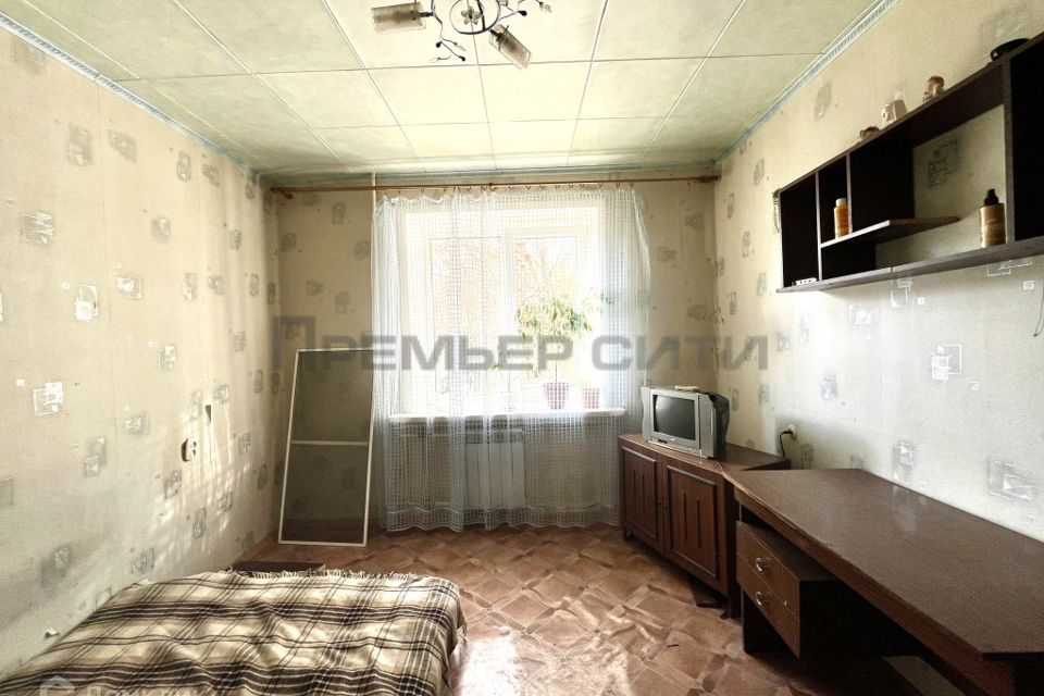 Продаётся 3-комнатная квартира, 61.7 м²