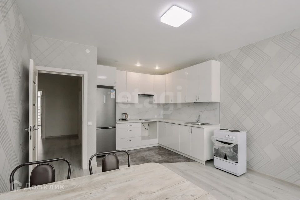 Продаётся 2-комнатная квартира, 65 м²