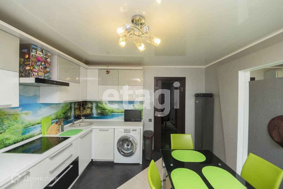 Сдаётся 3-комнатная квартира, 86 м²