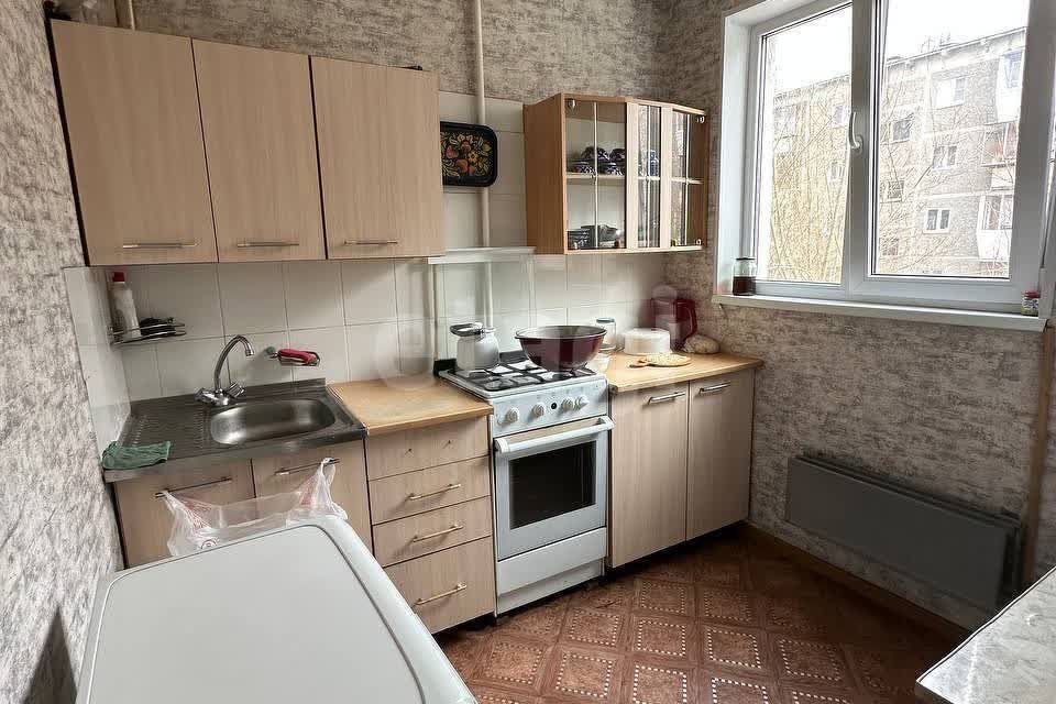 Продаётся 3-комнатная квартира, 53.7 м²