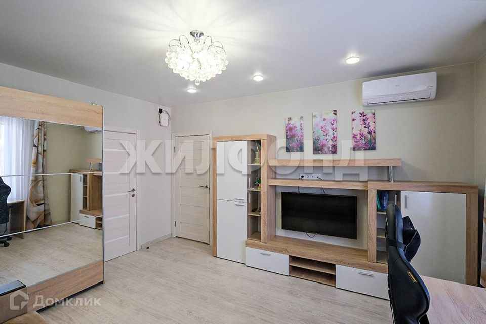 Продаётся 1-комнатная квартира, 35.2 м²