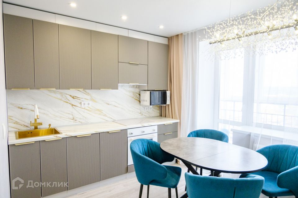 Продаётся 2-комнатная квартира, 58 м²