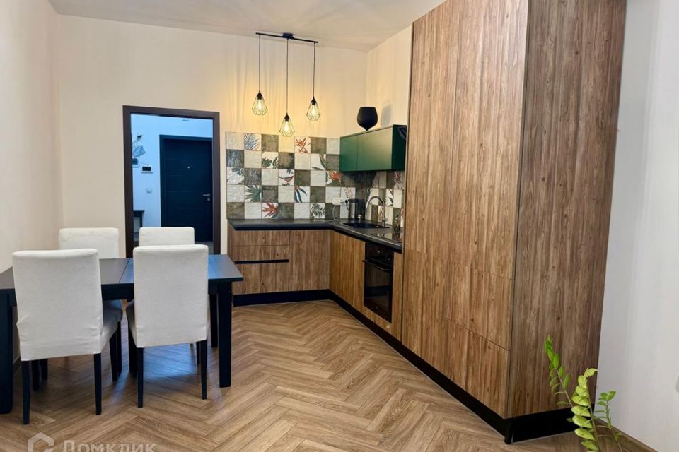 Продаётся 2-комнатная квартира, 87 м²