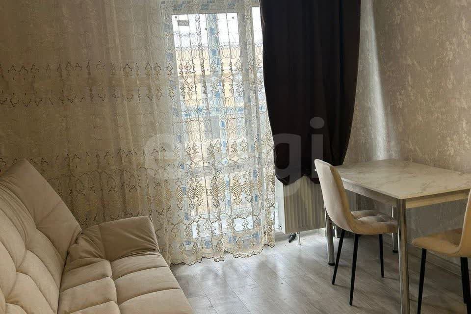 Сдаётся 1-комнатная квартира, 38 м²