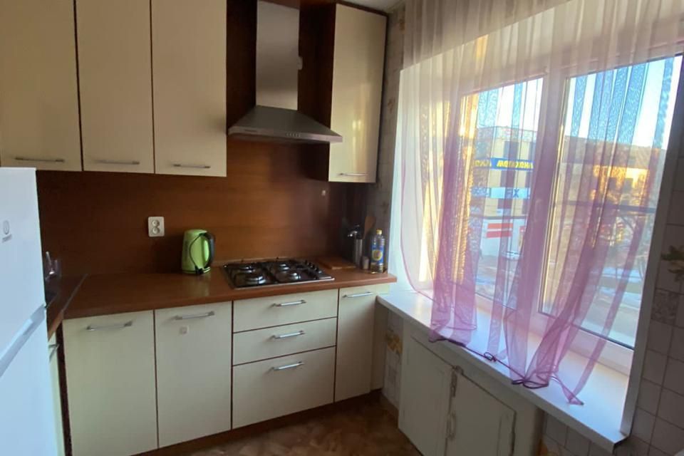 Продаётся 1-комнатная квартира, 32 м²