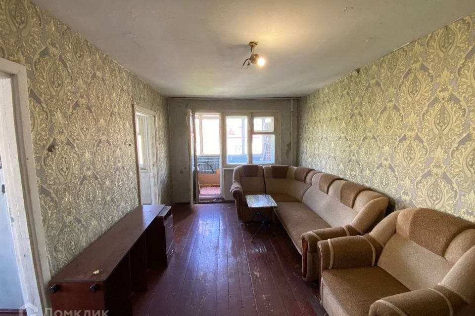 Продаётся 3-комнатная квартира, 47.7 м²