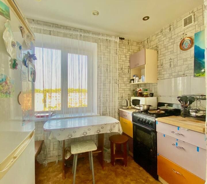 Продаётся 3-комнатная квартира, 51.6 м²