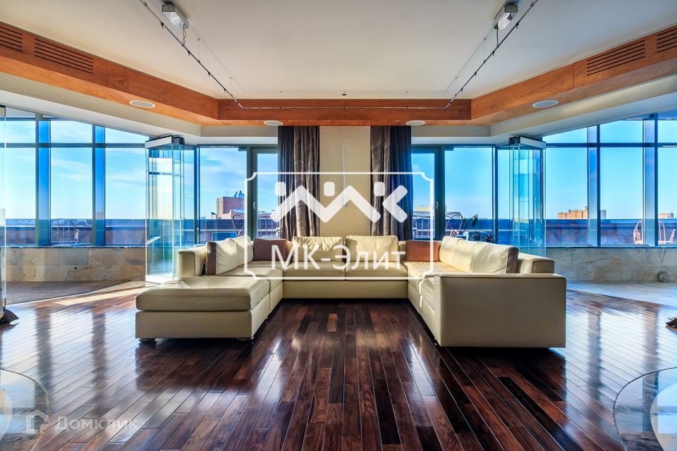 Продаётся 6-комнатная квартира, 237.3 м²
