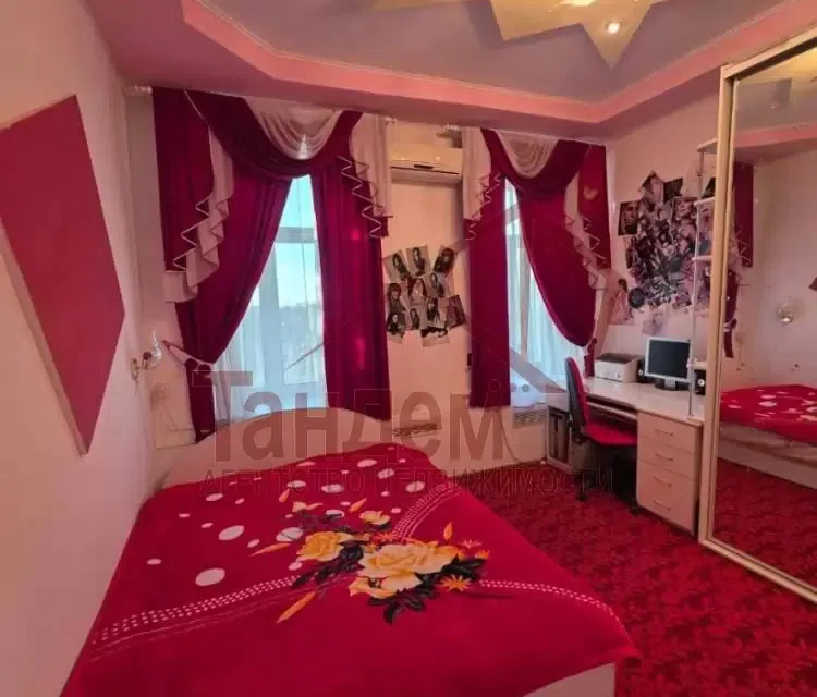 Продаётся 2-комнатная квартира, 55.2 м²