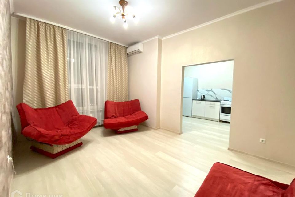 Сдаётся 1-комнатная квартира, 52 м²