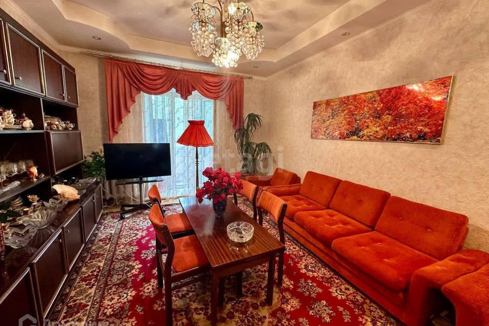 Продаётся 3-комнатная квартира, 71.2 м²