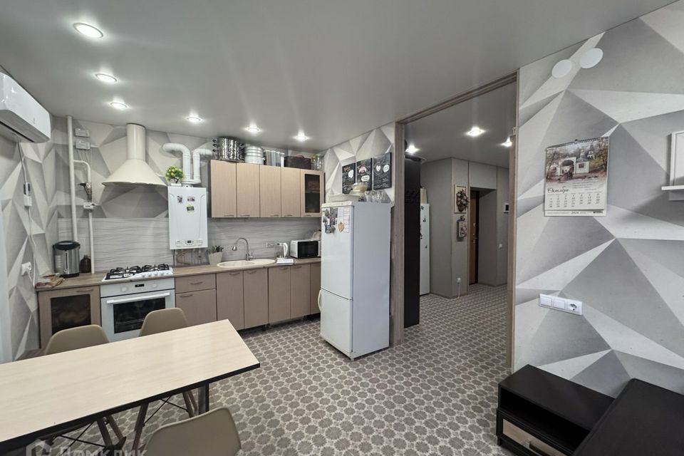 Продаётся 2-комнатная квартира, 59.3 м²