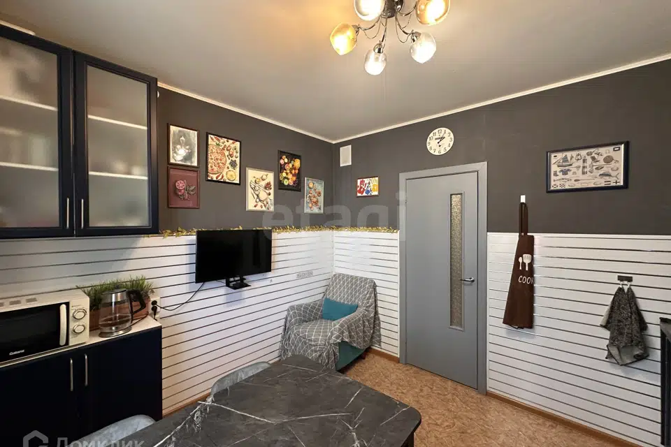 Продаётся 2-комнатная квартира, 61.9 м²