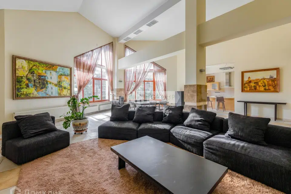 Продаётся 1-этажный дом, 450 м²