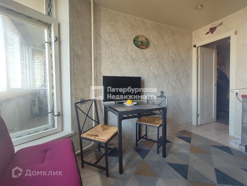Продаётся 1-комнатная квартира, 37.4 м²