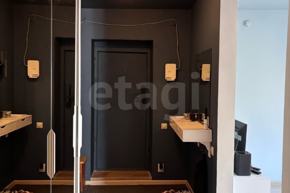 Продаётся 4-комнатная квартира, 75 м²
