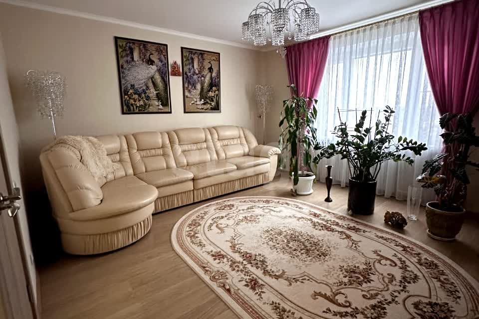 Продаётся 3-комнатная квартира, 66.1 м²