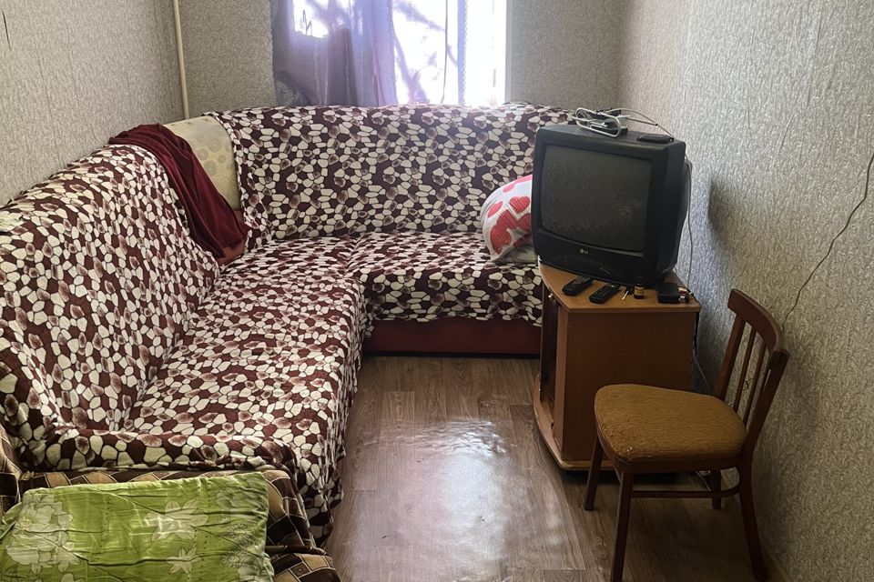 Продаётся 3-комнатная квартира, 50.3 м²