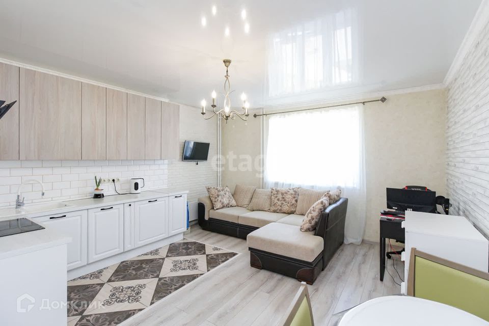 Продаётся 1-комнатная квартира, 45.4 м²