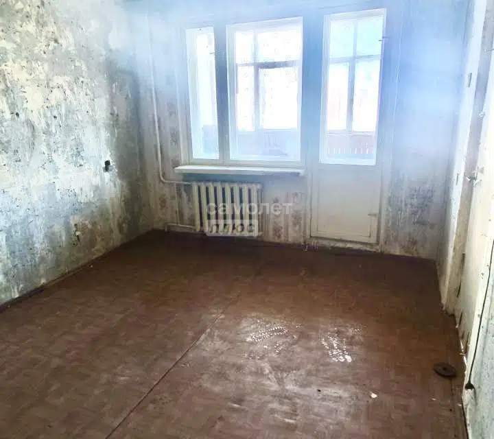 Продаётся 3-комнатная квартира, 55.4 м²