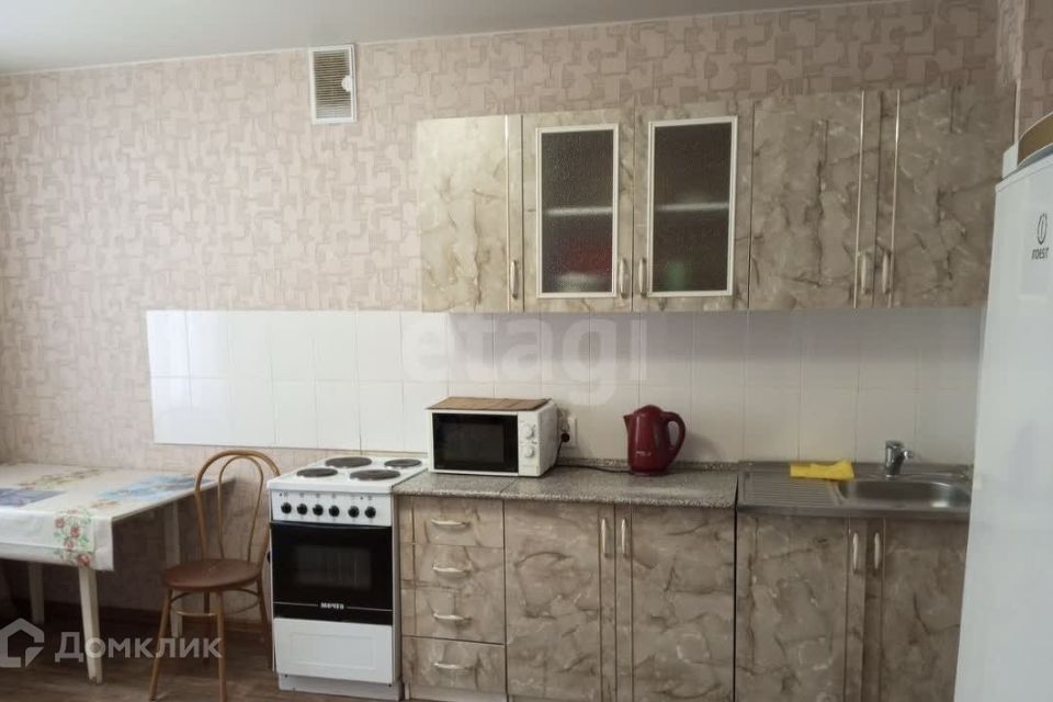 Сдаётся 1-комнатная квартира, 50 м²