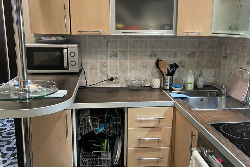 Продаётся 2-комнатная квартира, 50.8 м²