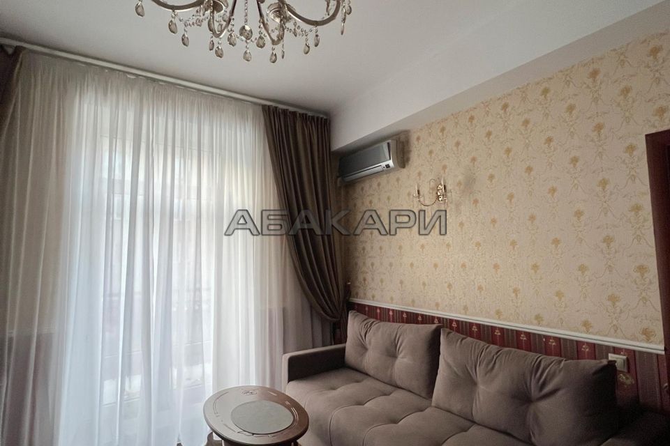 Сдаётся 2-комнатная квартира, 56 м²