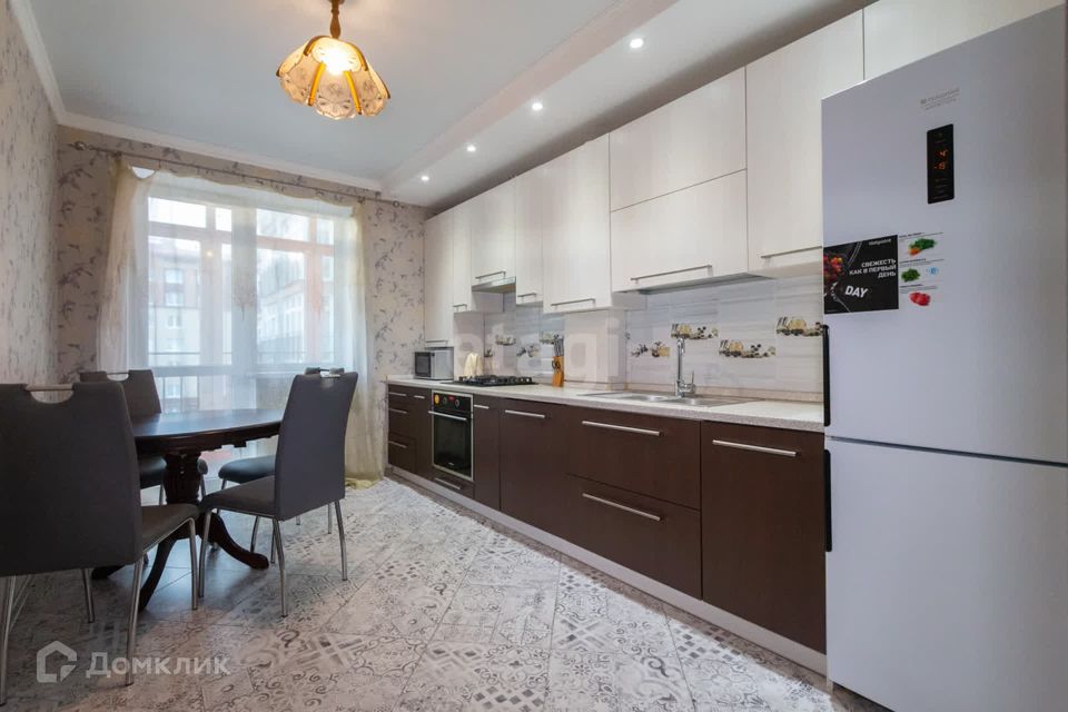 Продаётся 1-комнатная квартира, 42.2 м²