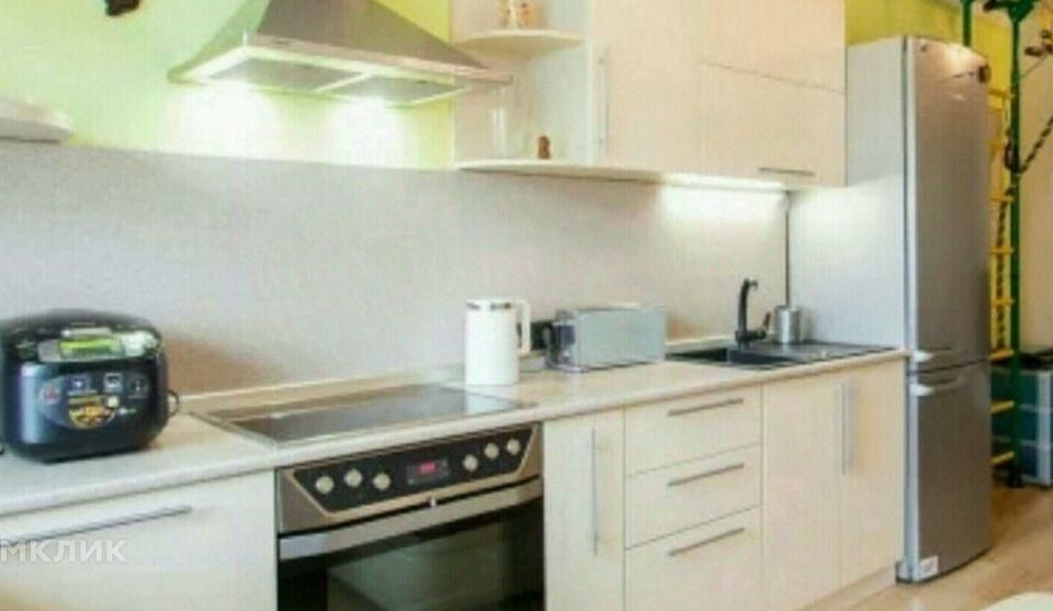 Сдаётся 1-комнатная квартира, 53 м²