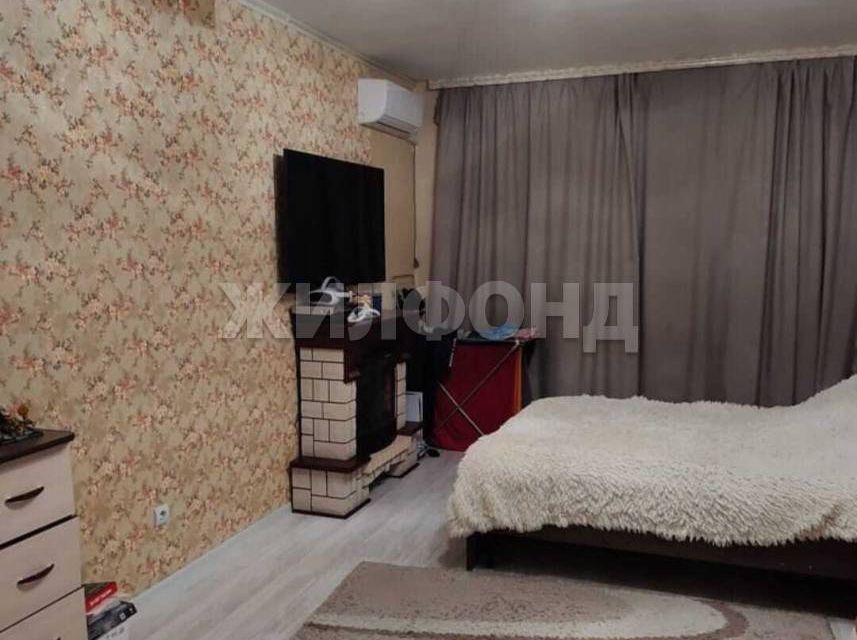 Продаётся 3-комнатная квартира, 94 м²