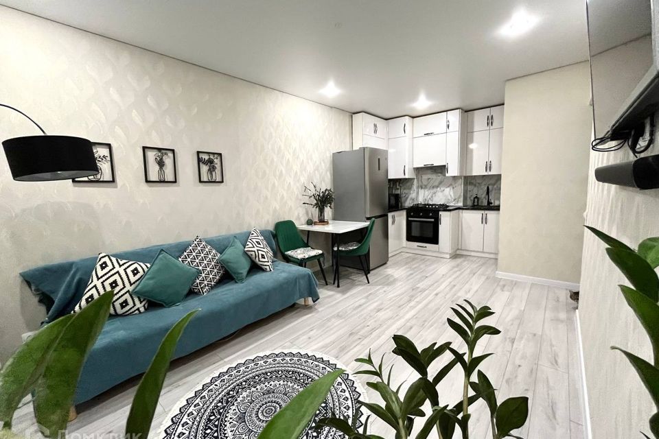 Продаётся 1-комнатная квартира, 42.5 м²