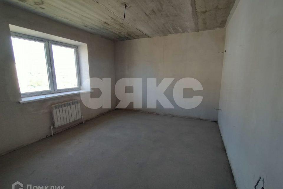 Продаётся 1-комнатная квартира, 43 м²